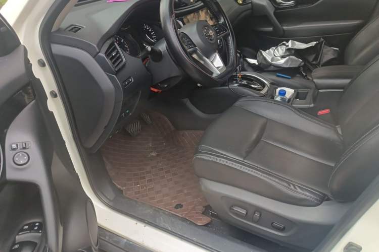 Used Nissan X-Trail 2021 2.0L CVT 2WD XL Premium Commemorative Edition Driver Seat