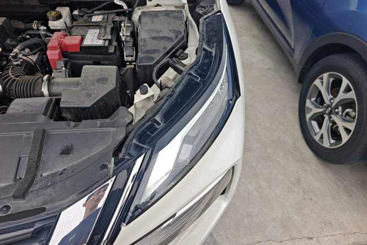 Used Nissan X-Trail 2021 VC-Turbo 300 CVT 2WD Luxury Edition Engine Bay Left