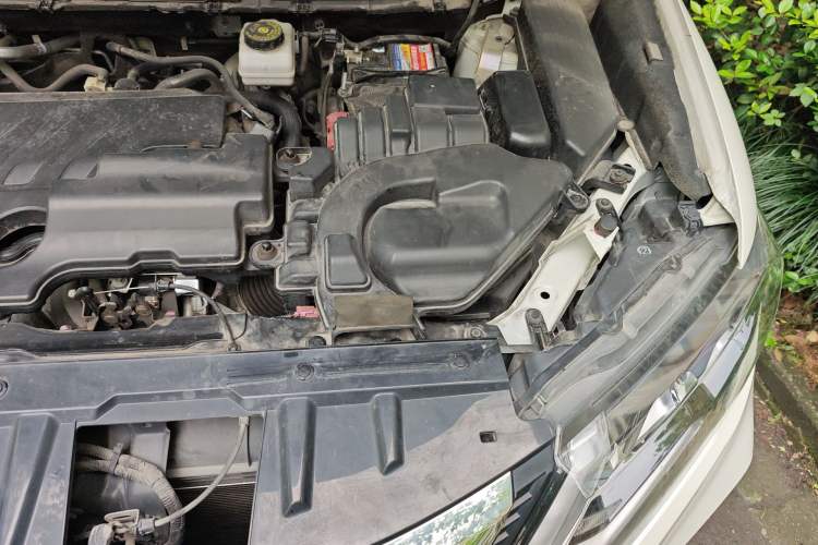 Used Nissan X-Trail 2021 2.0L CVT 2WD XL Premium Commemorative Edition Engine Bay Left