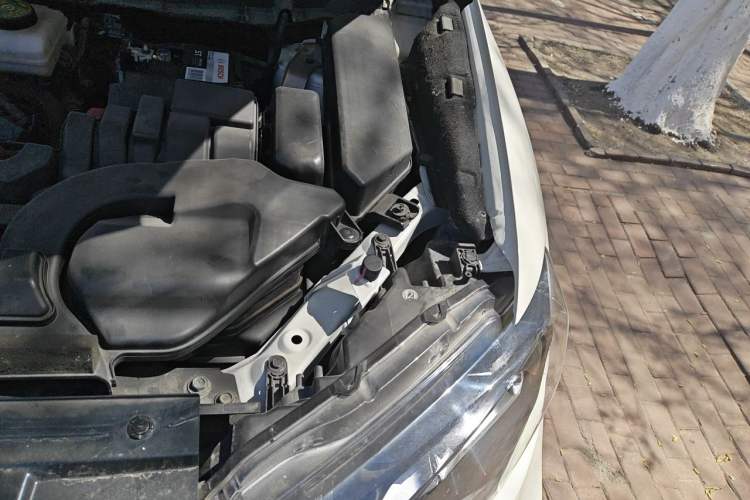 Used Nissan X-Trail 2021 2.0L CVT 2WD XL Premium Commemorative Edition Engine Bay Left