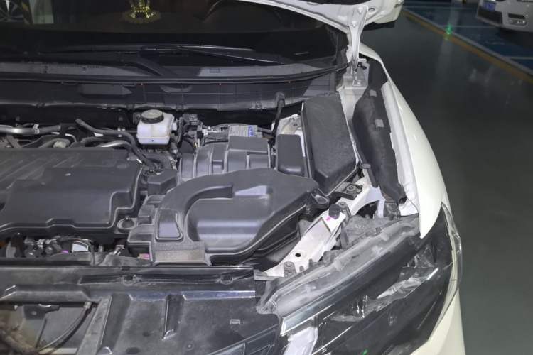 Used Nissan X-Trail 2021 2.0L CVT 2WD XL ITS SmartConnect Comfort Edition Engine Bay Left
