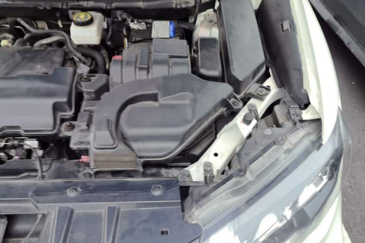 Used Nissan X-Trail 2021 2.0L CVT 2WD XL Premium Commemorative Edition Engine Bay Left