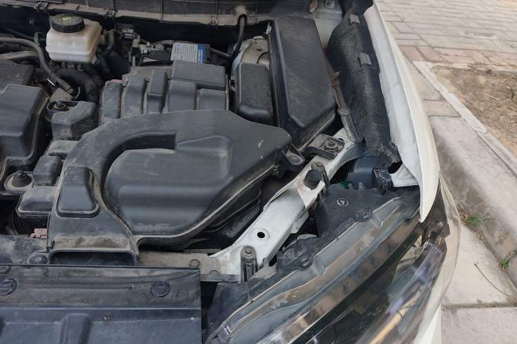 Used Nissan X-Trail 2021 2.0L CVT 2WD XL ITS SmartConnect Comfort Edition Engine Bay Left
