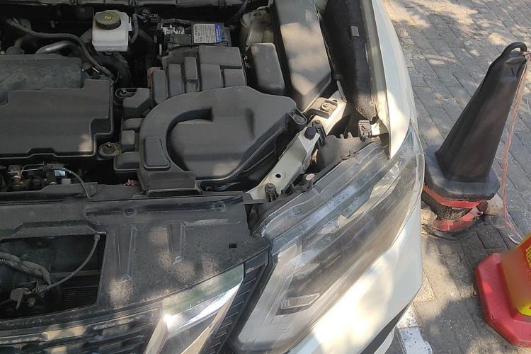 Used Nissan X-Trail 2021 2.0L CVT 2WD XL ITS SmartConnect Comfort Edition Engine Bay Left
