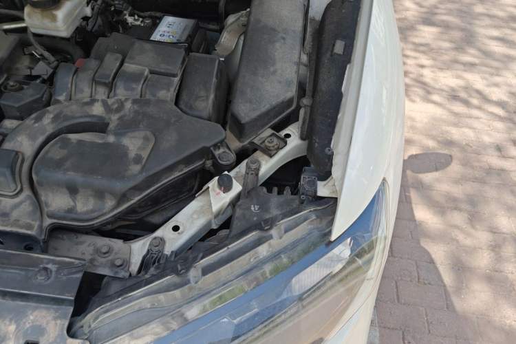 Used Nissan X-Trail 2021 2.0L CVT 2WD XL ITS SmartConnect Comfort Edition Engine Bay Left