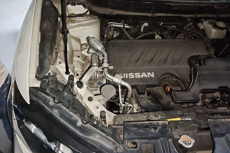 Used Nissan X-Trail 2021 2.0L CVT 2WD XL Premium Commemorative Edition Engine Bay Right