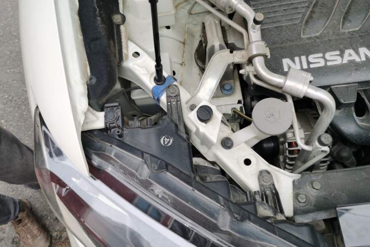 Used Nissan X-Trail 2021 2.0L CVT 2WD XL ITS Comfort Commemorative Edition Engine Bay Right