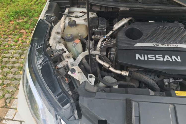 Used Nissan X-Trail 2021 VC-Turbo 300 CVT 4WD Luxury Edition Engine Bay Right