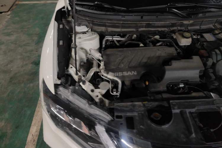 Used Nissan X-Trail 2021 2.0L CVT 2WD XL Premium Commemorative Edition Engine Bay Right