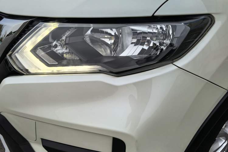 Used Nissan X-Trail 2021 2.0L CVT 2WD XL ITS SmartConnect Comfort Edition Exterior 2