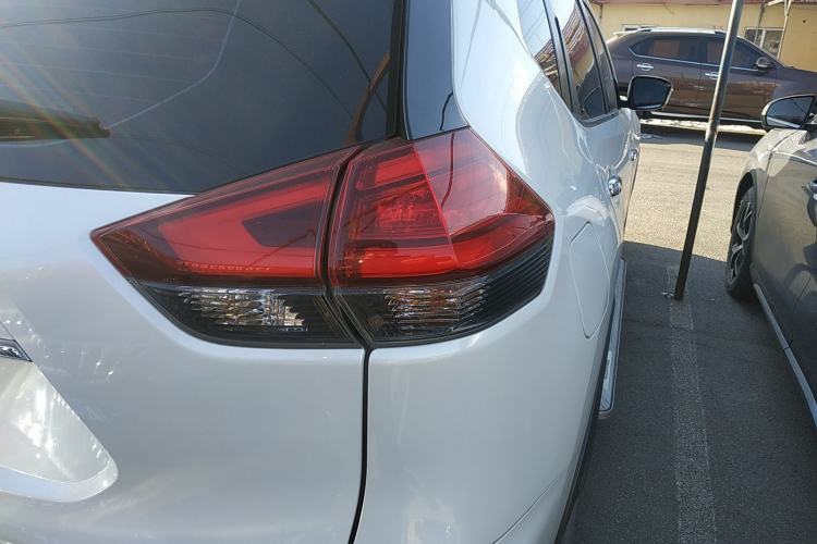 Used Nissan X-Trail 2021 2.0L CVT 2WD XL Premium Commemorative Edition Exterior 3
