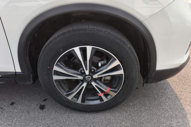 Used Nissan X-Trail 2021 2.5L CVT 4WD XL SmartConnect Leading Edition Exterior 3