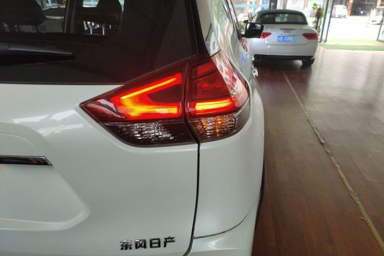 Used Nissan X-Trail 2021 2.0L CVT 2WD XL ITS SmartConnect Comfort Edition Exterior 3