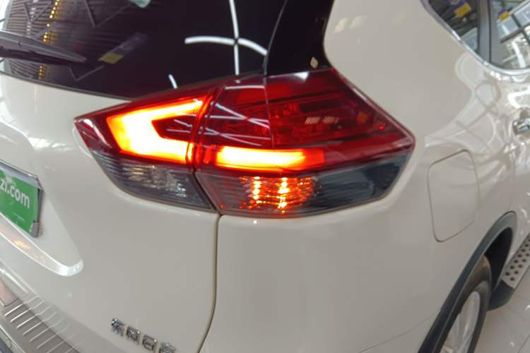 Used Nissan X-Trail 2021 2.0L CVT 2WD XL Premium Commemorative Edition Exterior 3
