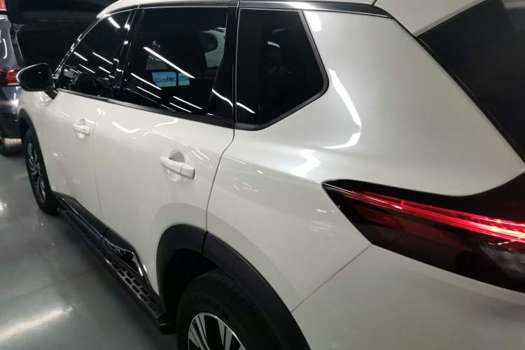 Used Nissan X-Trail 2021 VC-Turbo 300 CVT 4WD Luxury Edition Exterior 3