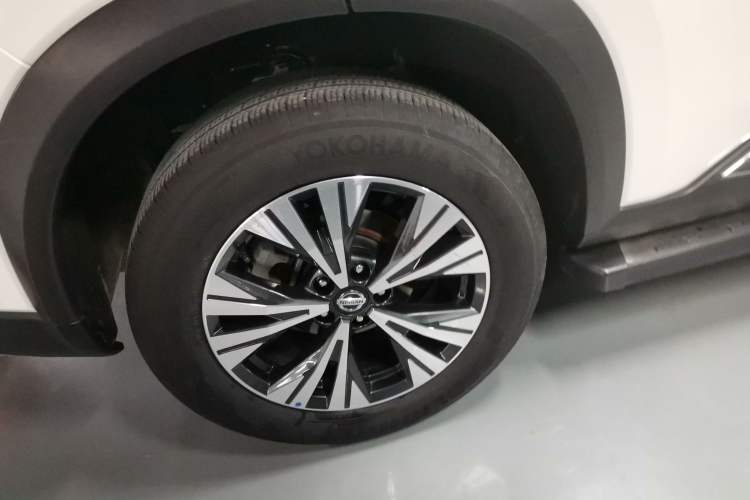 Used Nissan X-Trail 2021 VC-Turbo 300 CVT 4WD Luxury Edition Exterior 8