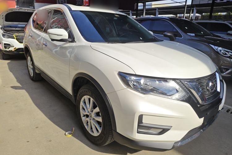 Used Nissan X-Trail 2021 2.0L CVT 2WD XL ITS SmartConnect Comfort Edition Front Right 45 Deg