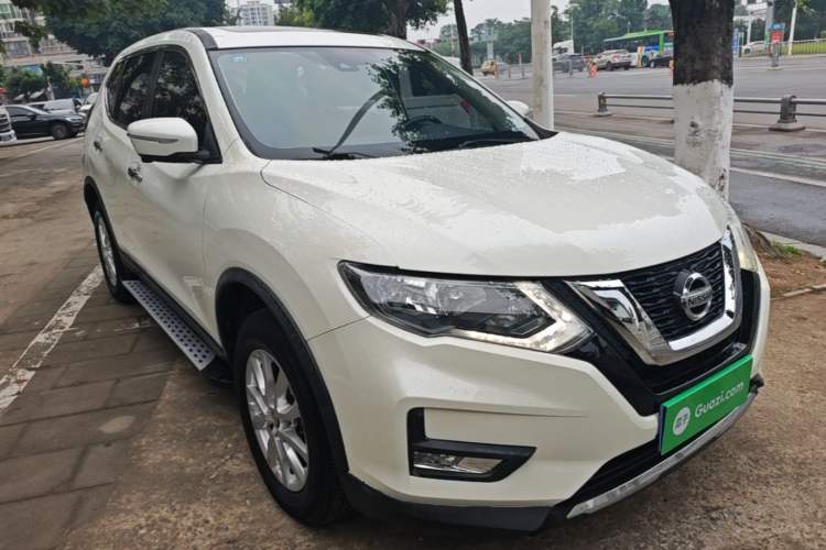 Used Nissan X-Trail 2021 2.0L CVT 2WD XL ITS SmartConnect Comfort Edition Front Right 45 Deg