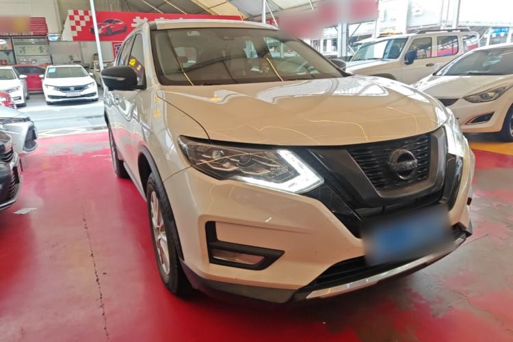 Used Nissan X-Trail 2021 2.0L CVT 2WD XL Premium SmartConnect Deluxe Edition Front Right 45 Deg