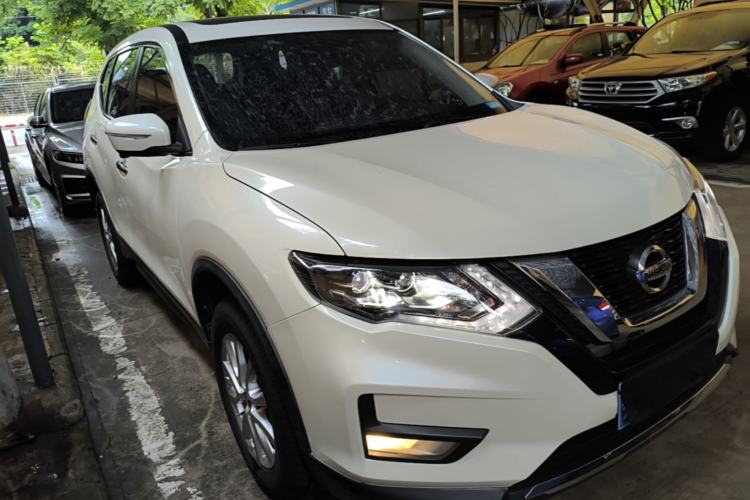 Used Nissan X-Trail 2021 2.0L CVT 2WD XL Premium Commemorative Edition Front Right 45 Deg