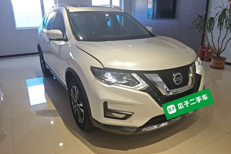 Used Nissan X-Trail 2021 2.5L CVT 4WD XL ITS Luxury Navigation Edition Front Right 45 Deg