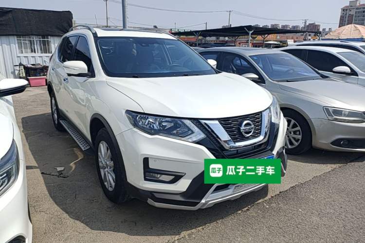 Used Nissan X-Trail 2021 2.0L CVT 2WD XL ITS SmartConnect Comfort Edition Front Right 45 Deg