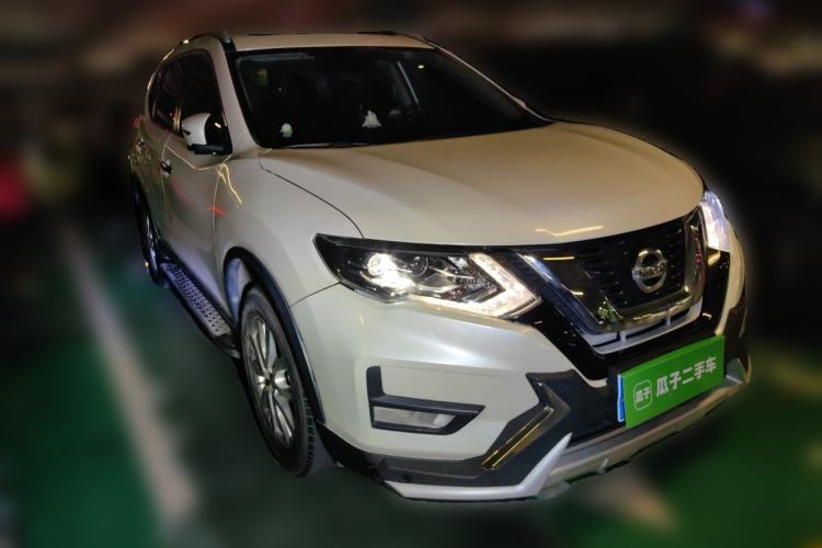 Used Nissan X-Trail 2021 2.0L CVT 2WD XL Premium SmartConnect Deluxe Edition Front Right 45 Deg