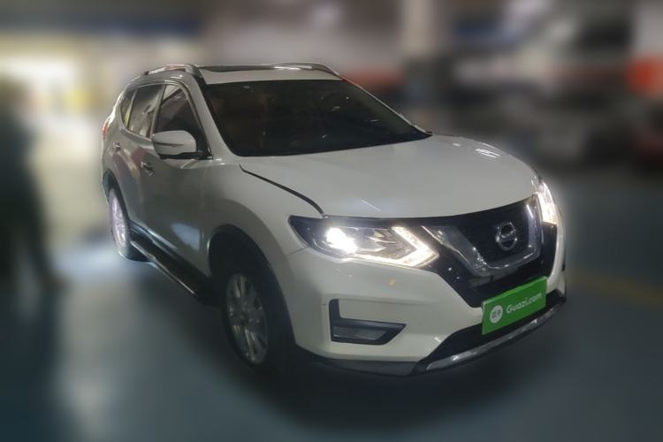 Used Nissan X-Trail 2021 2.0L CVT 2WD XL Premium SmartConnect Deluxe Edition Front Right 45 Deg