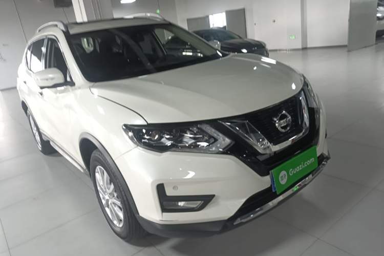 Used Nissan X-Trail 2021 2.0L CVT 2WD XL Premium Commemorative Edition Front Right 45 Deg