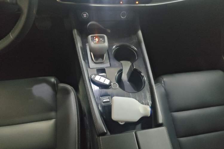 Used Nissan X-Trail 2021 VC-Turbo 300 CVT 2WD Luxury Edition Gear Lever