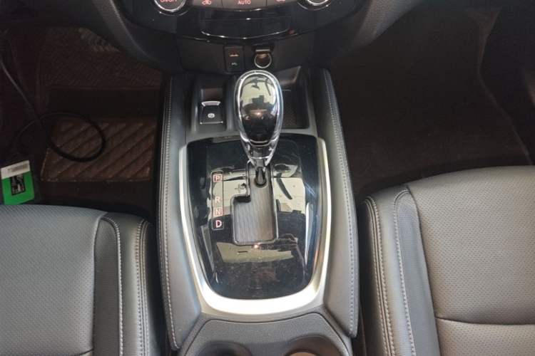 Used Nissan X-Trail 2021 2.0L CVT 2WD XL ITS SmartConnect Comfort Edition Gear Lever