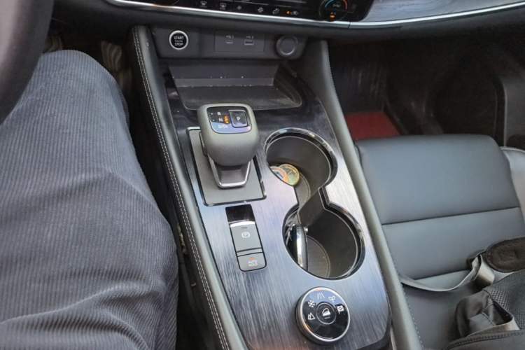 Used Nissan X-Trail 2021 VC-Turbo 300 CVT 4WD Luxury Edition Gear Lever