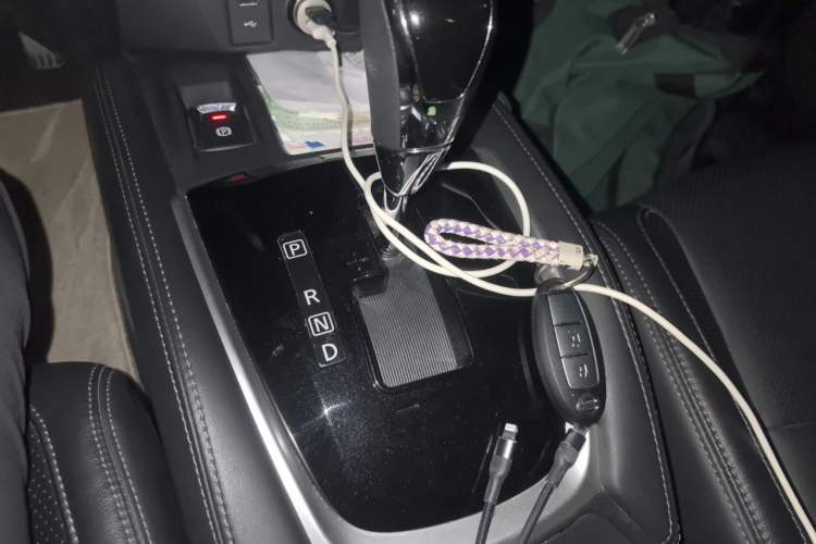 Used Nissan X-Trail 2021 2.0L CVT 2WD XL ITS SmartConnect Comfort Edition Gear Lever