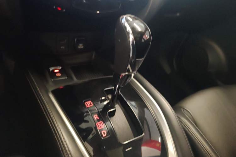 Used Nissan X-Trail 2021 2.0L CVT 2WD XL Premium SmartConnect Deluxe Edition Gear Lever