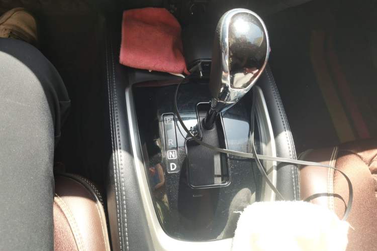 Used Nissan X-Trail 2021 2.5L CVT 4WD XL SmartConnect Leading Edition Gear Lever