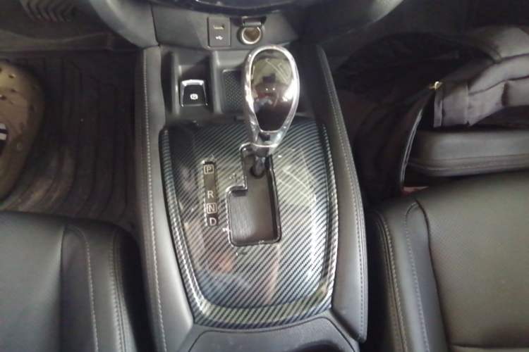 Used Nissan X-Trail 2021 2.0L CVT 2WD XL ITS SmartConnect Comfort Edition Gear Lever
