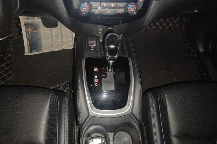 Used Nissan X-Trail 2021 2.0L CVT 2WD XL ITS SmartConnect Comfort Edition Gear Lever