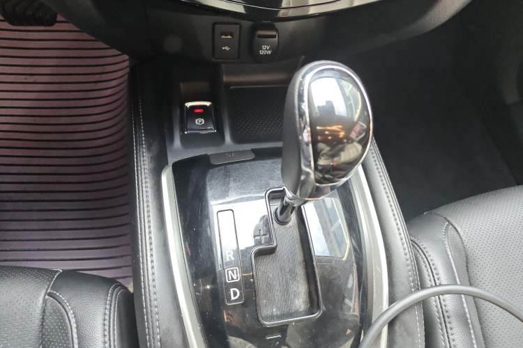 Used Nissan X-Trail 2021 2.0L CVT 2WD XL ITS SmartConnect Comfort Edition Gear Lever