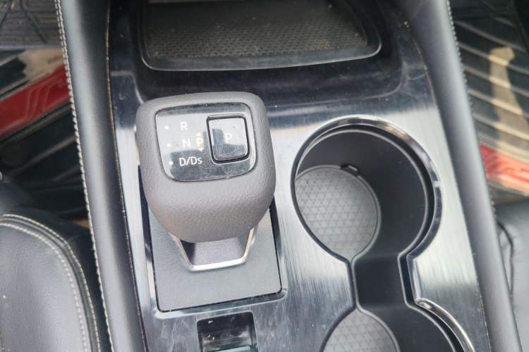 Used Nissan X-Trail 2021 VC-Turbo 300 CVT 2WD Luxury Edition Gear Lever