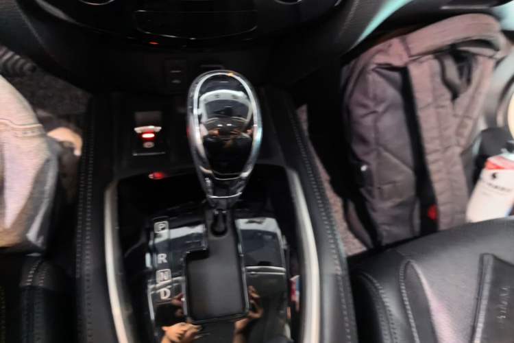 Used Nissan X-Trail 2021 2.0L CVT 2WD XL ITS SmartConnect Comfort Edition Gear Lever