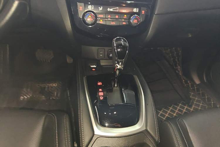 Used Nissan X-Trail 2021 2.0L CVT 2WD XL ITS SmartConnect Comfort Edition Gear Lever