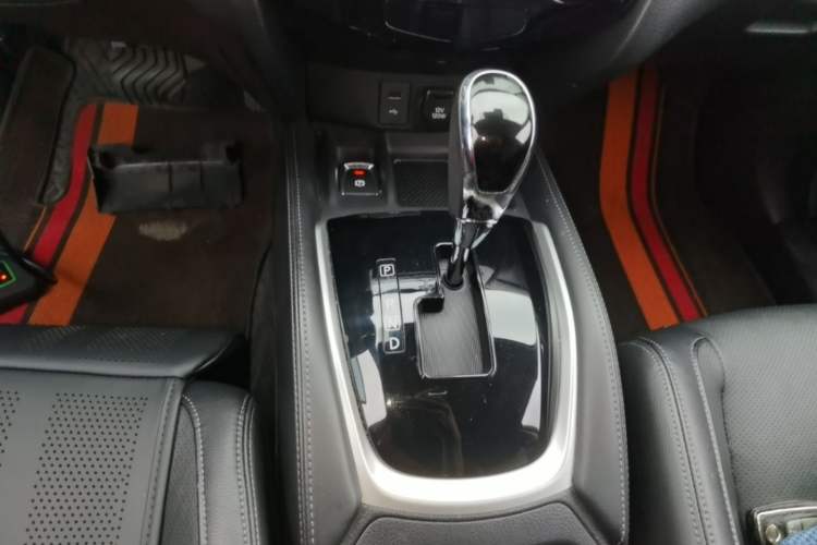 Used Nissan X-Trail 2021 2.0L CVT 2WD XL ITS SmartConnect Comfort Edition Gear Lever