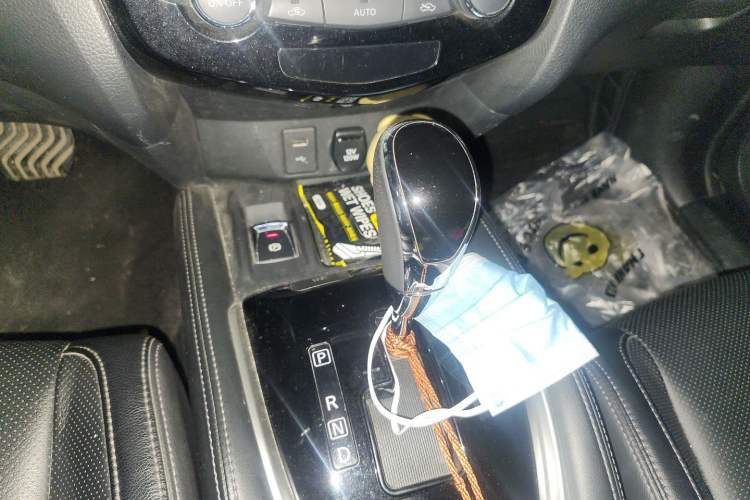 Used Nissan X-Trail 2021 2.0L CVT 2WD XL ITS SmartConnect Comfort Edition Gear Lever