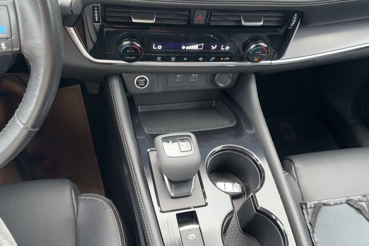 Used Nissan X-Trail 2021 VC-Turbo 300 CVT 2WD Luxury Edition Gear Lever