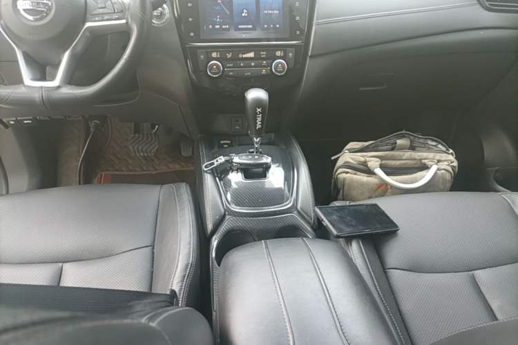 Used Nissan X-Trail 2021 2.0L CVT 2WD XL Premium SmartConnect Deluxe Edition Gear Lever