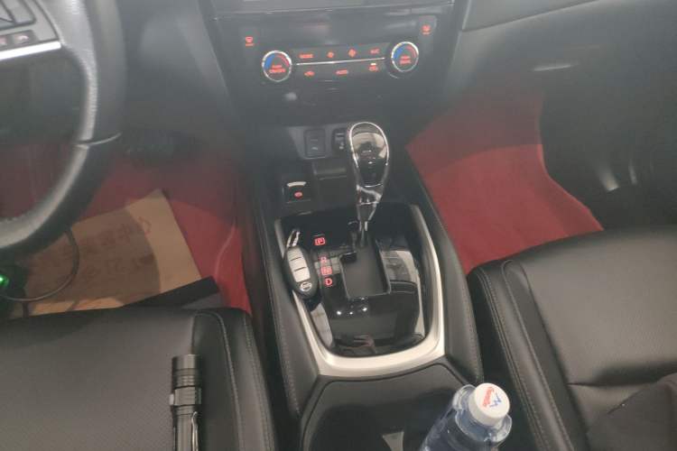 Used Nissan X-Trail 2021 2.0L CVT 2WD XL ITS SmartConnect Comfort Edition Gear Lever
