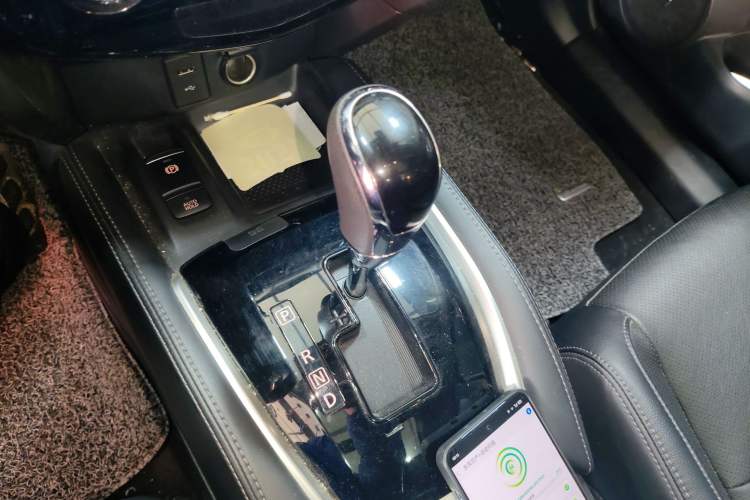Used Nissan X-Trail 2021 2.5L CVT 4WD XL ITS Luxury Navigation Edition Gear Lever