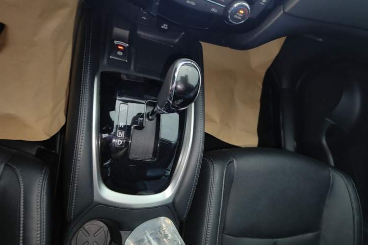 Used Nissan X-Trail 2021 2.0L CVT 2WD XL ITS SmartConnect Comfort Edition Gear Lever