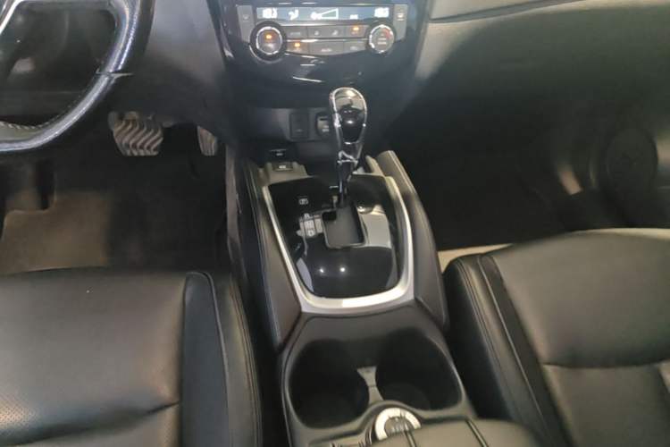 Used Nissan X-Trail 2021 2.5L CVT 4WD XL ITS Luxury Navigation Edition Gear Lever