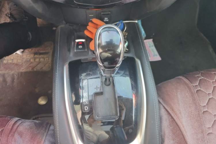 Used Nissan X-Trail 2021 2.0L CVT 2WD XL Premium SmartConnect Deluxe Edition Gear Lever